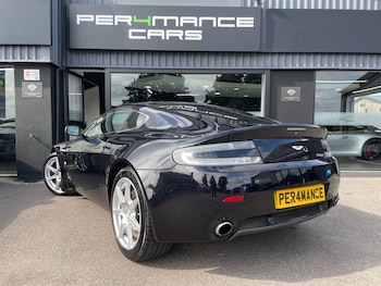 Used Aston Martin Vantage 2009 for sale - 75170943: Photo