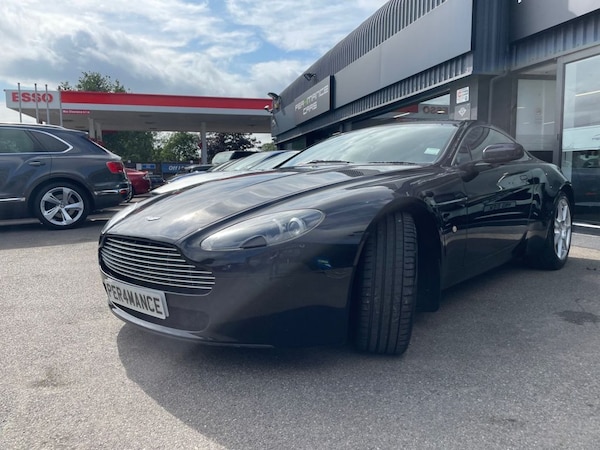 Used Aston Martin Vantage 2009 for sale - 75170943: Photo 8