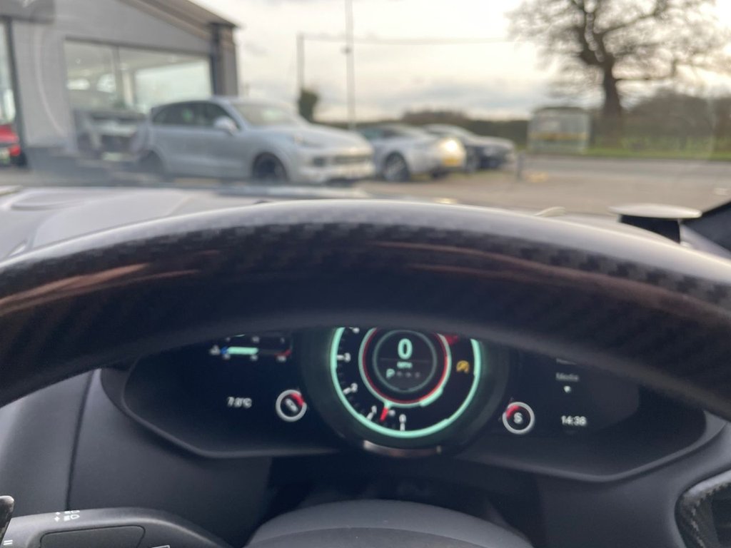 Used Aston Martin DBS 2022 for sale - 77557760: Photo 18