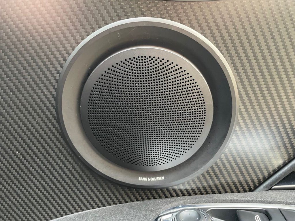 Used Aston Martin DBS 2022 for sale - 77557760: Photo 24