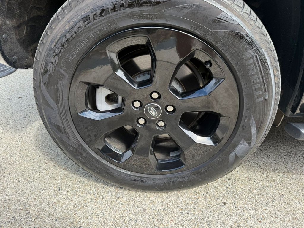 Used Land Rover Defender 2024 for sale - 76356943: Photo 3