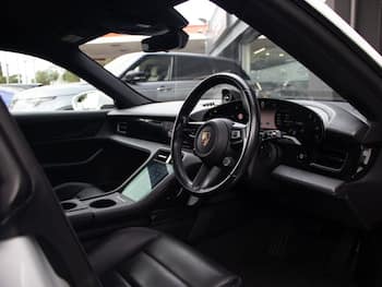 Used Porsche Taycan 2022 for sale - 79695495: Photo