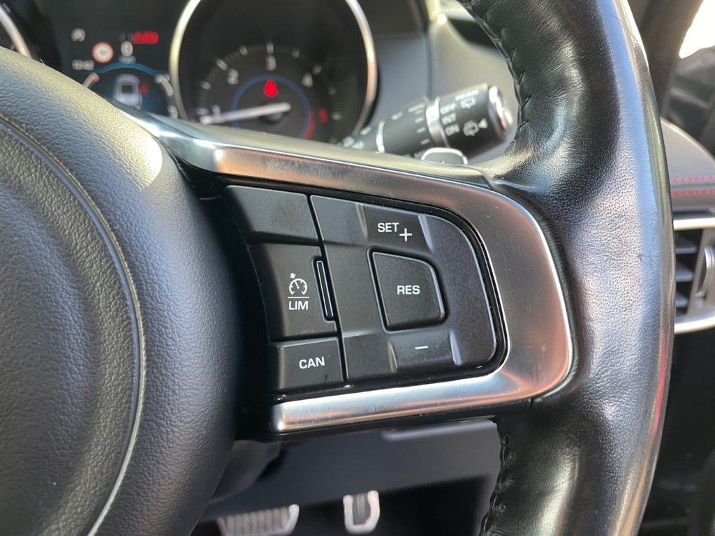 Used Jaguar F-Pace 2018 for sale - 77506947: Photo 22