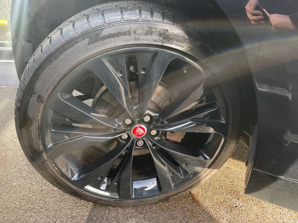 Used Jaguar F-Pace 2018 for sale - 77506947: Photo 38