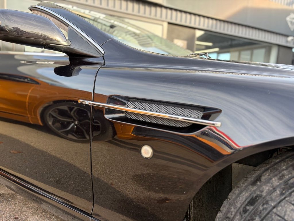 Used Aston Martin DB9 2009 for sale - 77572051: Photo 17