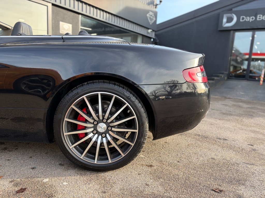 Used Aston Martin DB9 2009 for sale - 77572051: Photo 38