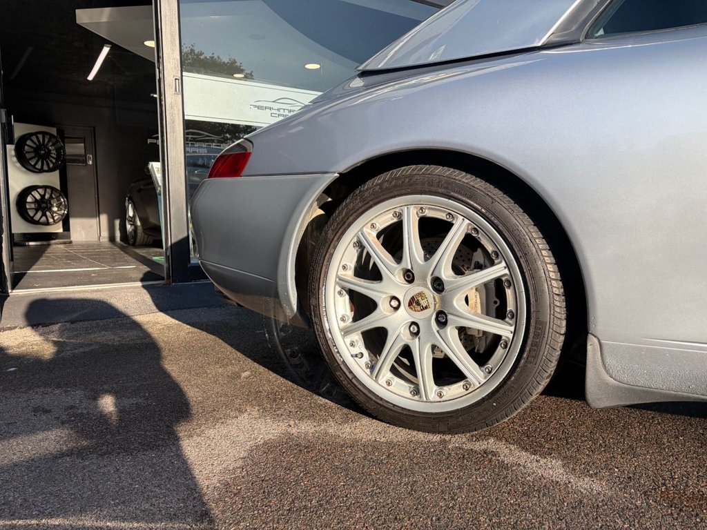 Used Porsche 911 2000 for sale - 76754550: Photo 16