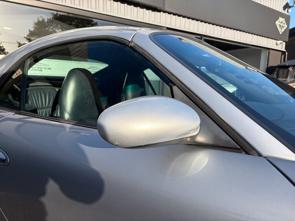 Used Porsche 911 2000 for sale - 76754550: Photo 17