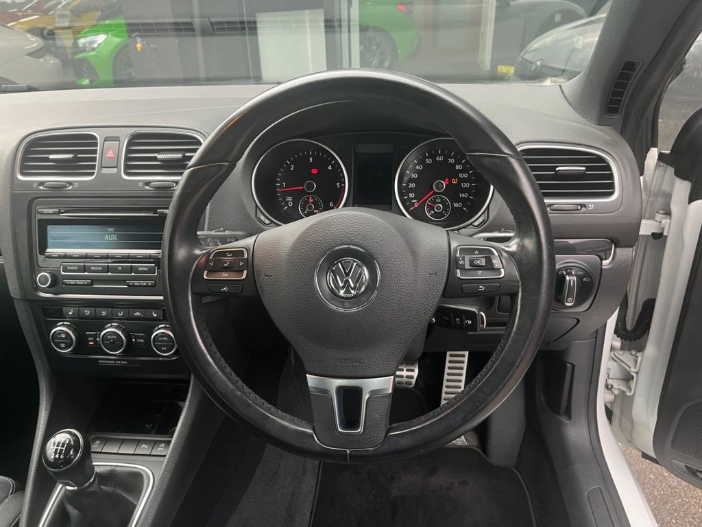 Used Volkswagen Golf 2014 for sale - 77779848: Photo 32
