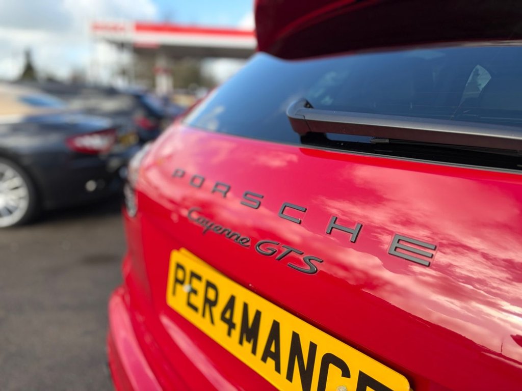 Used Porsche Cayenne 2016 for sale - 77891232: Photo 24