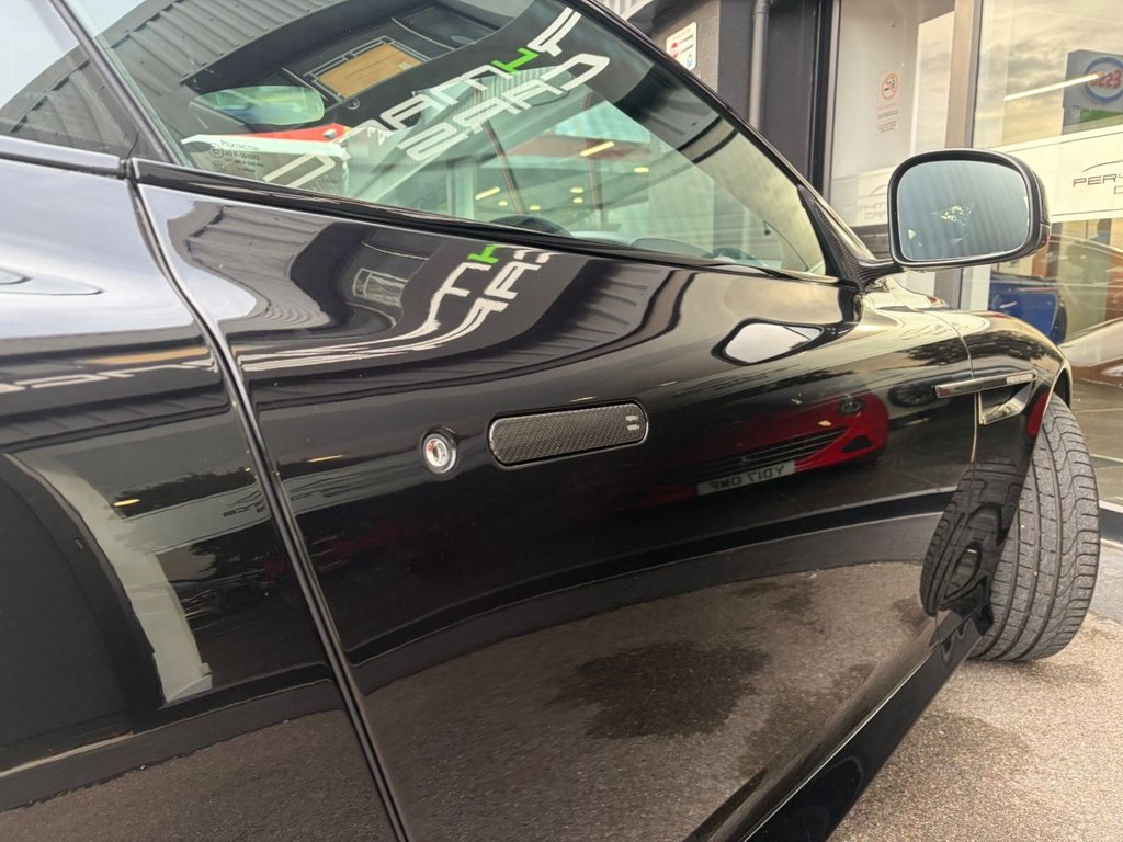 Used Aston Martin DB9 2015 for sale - 76406927: Photo 35