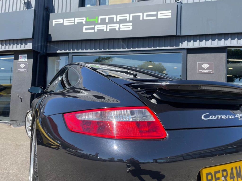 Used Porsche 911 2007 for sale - 76080299: Photo 16