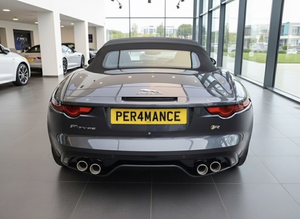 Used Jaguar F-Type 2018 for sale - 76256348: Photo 2