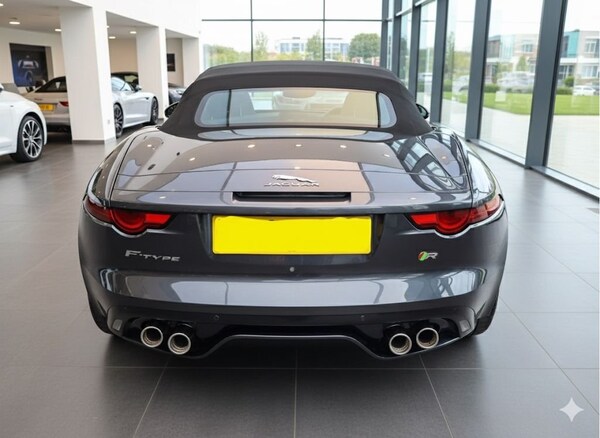 Used Jaguar F-Type 2018 for sale - 76256348: Photo 2