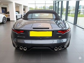Used Jaguar F-Type 2018 for sale - 76256348: Photo
