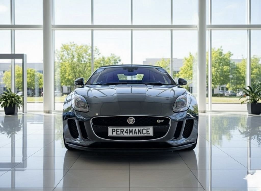 Used Jaguar F-Type 2018 for sale - 76256348: Photo 6