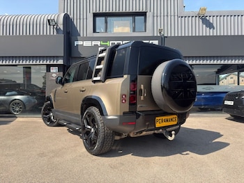 Used Land Rover Defender 110 2020 for sale - 79050938: Photo