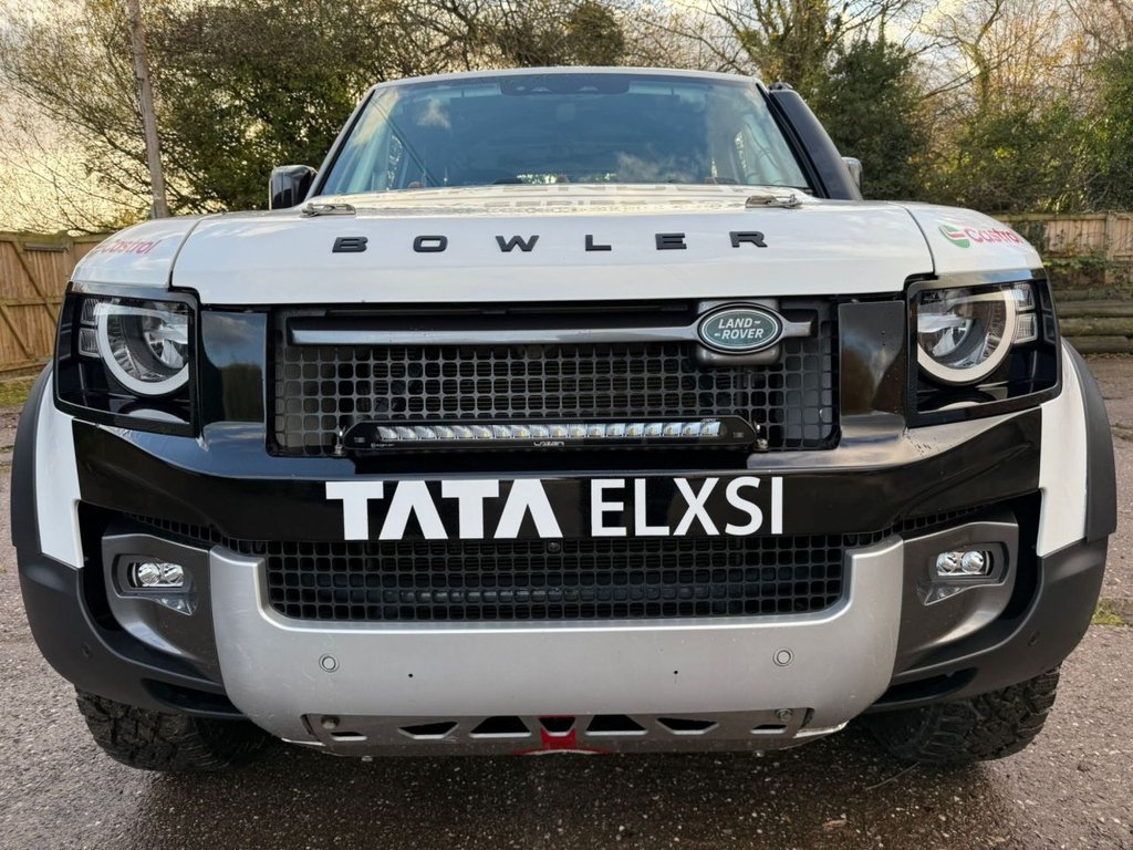 Used Land Rover Defender 2021 for sale - 76570254: Photo 10