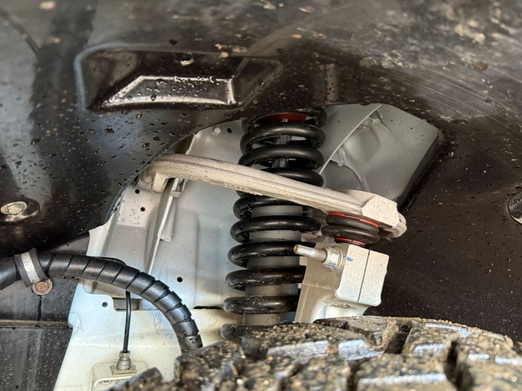 Used Land Rover Defender 2021 for sale - 76570254: Photo 22