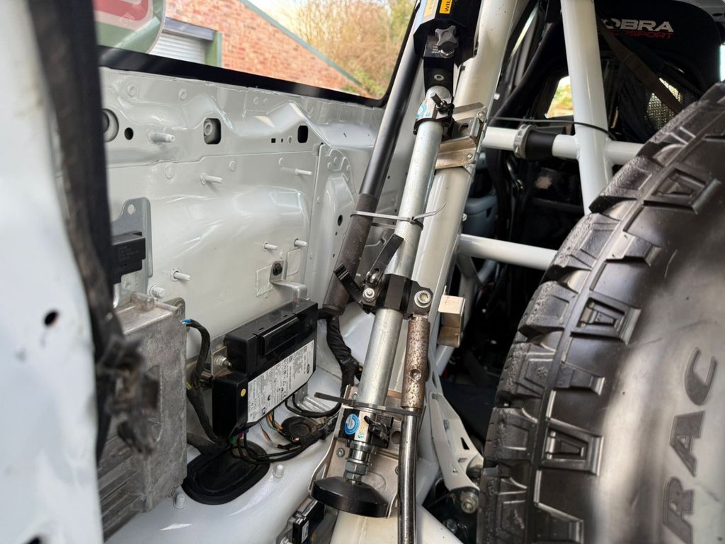 Used Land Rover Defender 2021 for sale - 76570254: Photo 41