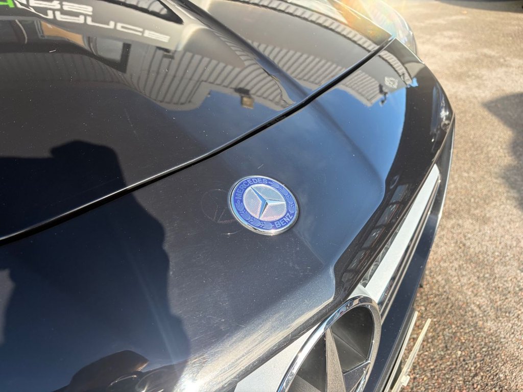 Used Mercedes-Benz SLK 2012 for sale - 76367367: Photo 14