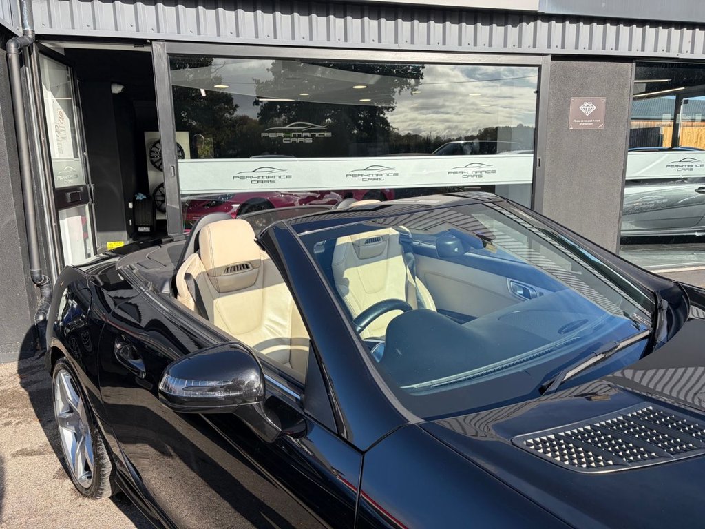 Used Mercedes-Benz SLK 2012 for sale - 76367367: Photo 21