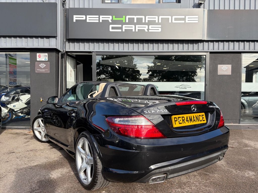 Used Mercedes-Benz SLK 2012 for sale - 76367367: Photo 22