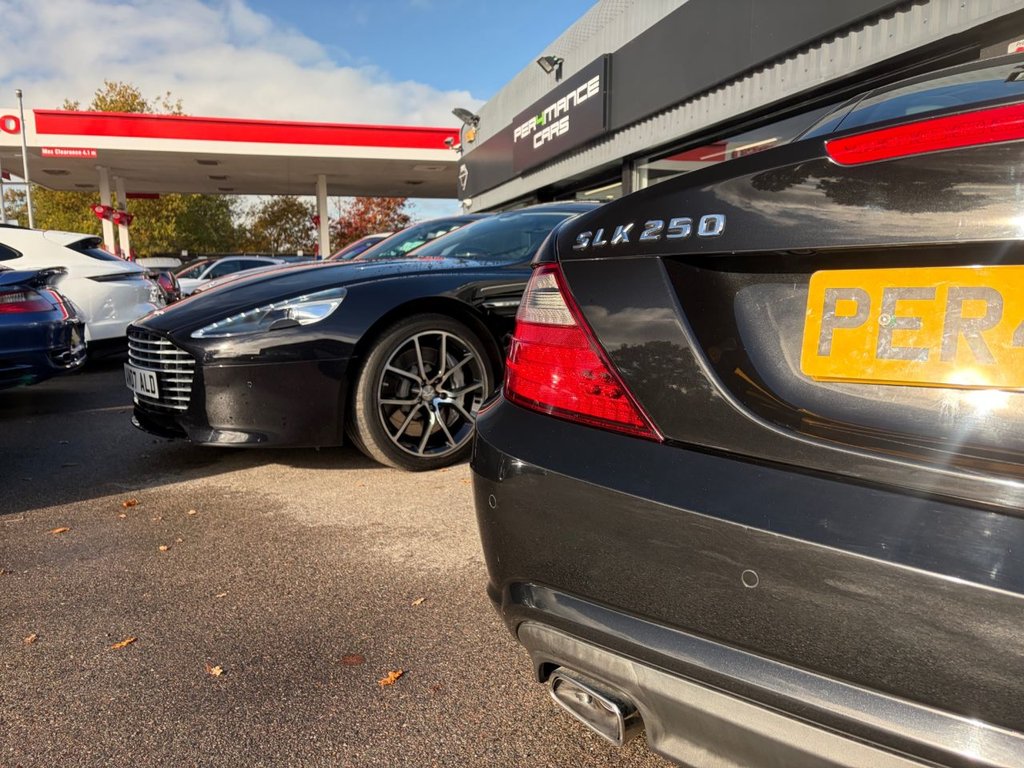 Used Mercedes-Benz SLK 2012 for sale - 76367367: Photo 33