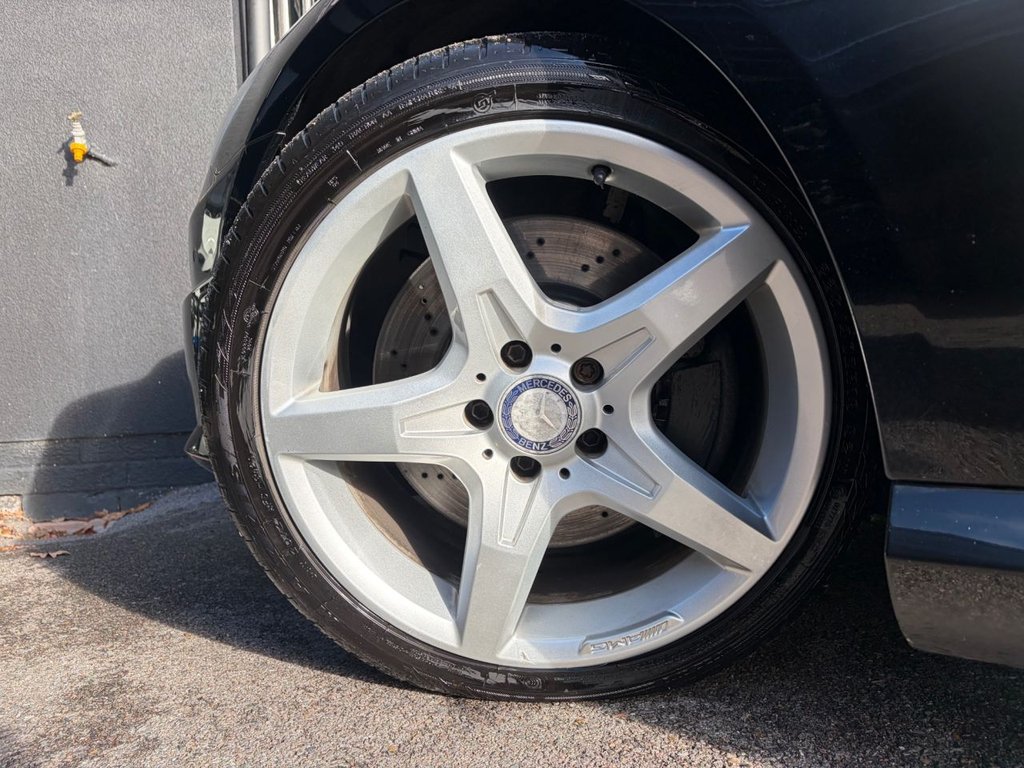 Used Mercedes-Benz SLK 2012 for sale - 76367367: Photo 38