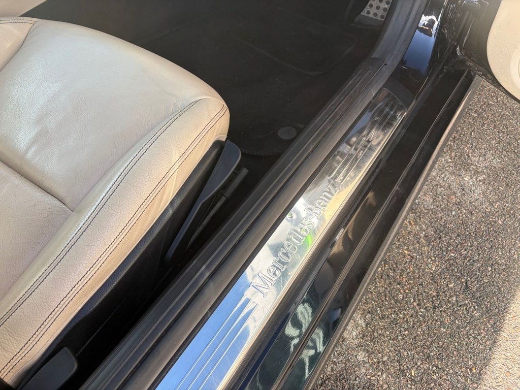 Used Mercedes-Benz SLK 2012 for sale - 76367367: Photo 44