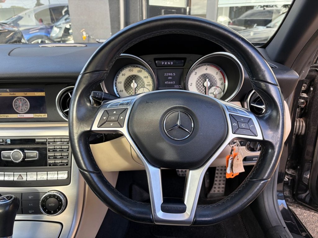 Used Mercedes-Benz SLK 2012 for sale - 76367367: Photo 48