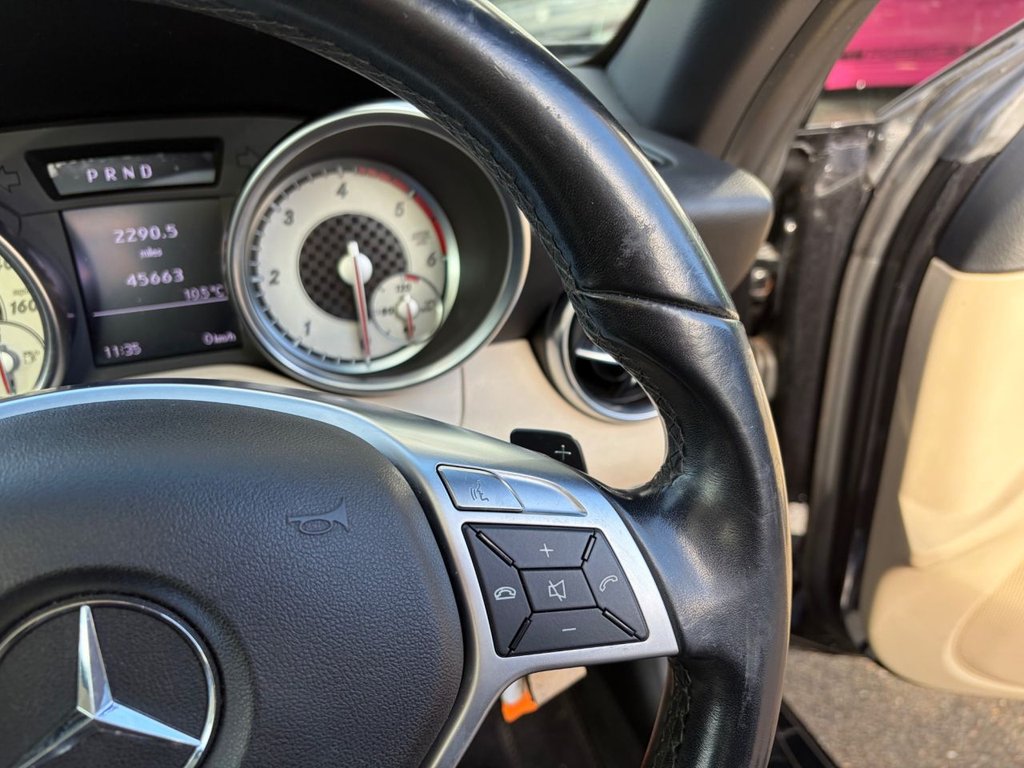 Used Mercedes-Benz SLK 2012 for sale - 76367367: Photo 50