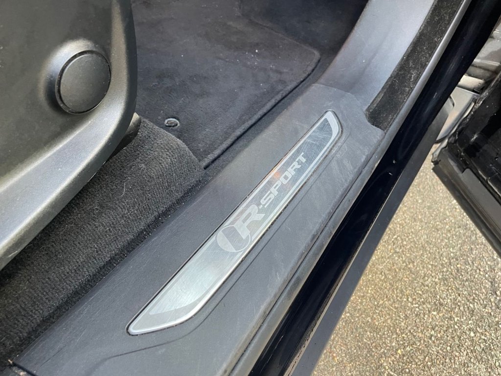 Used Jaguar F-Pace 2018 for sale - 77236480: Photo 13