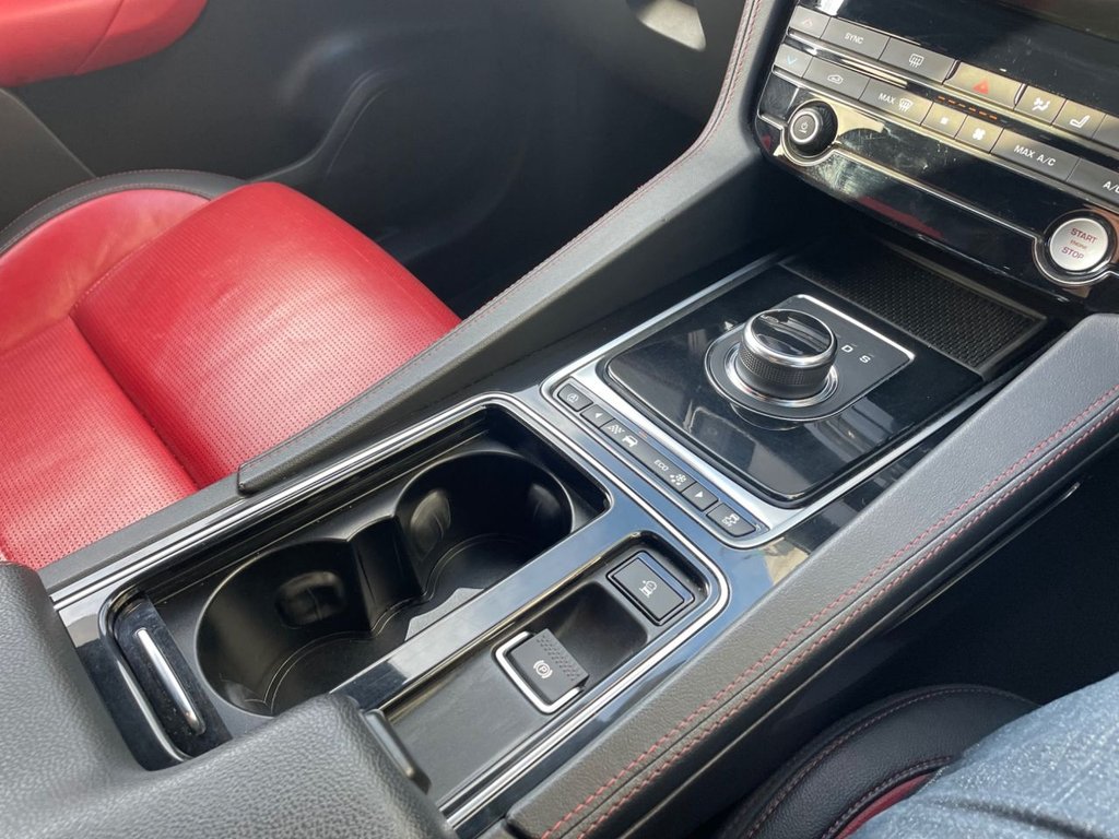 Used Jaguar F-Pace 2018 for sale - 77236480: Photo 17