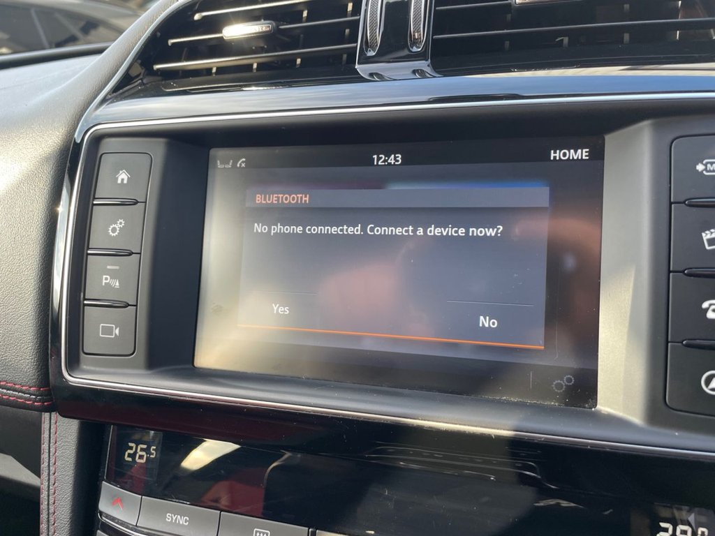 Used Jaguar F-Pace 2018 for sale - 77236480: Photo 25