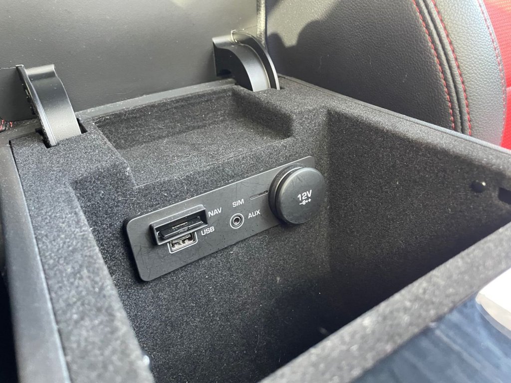 Used Jaguar F-Pace 2018 for sale - 77236480: Photo 35