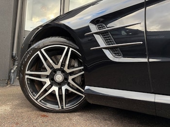 Used Mercedes-Benz SL 2015 for sale - 76901163: Photo