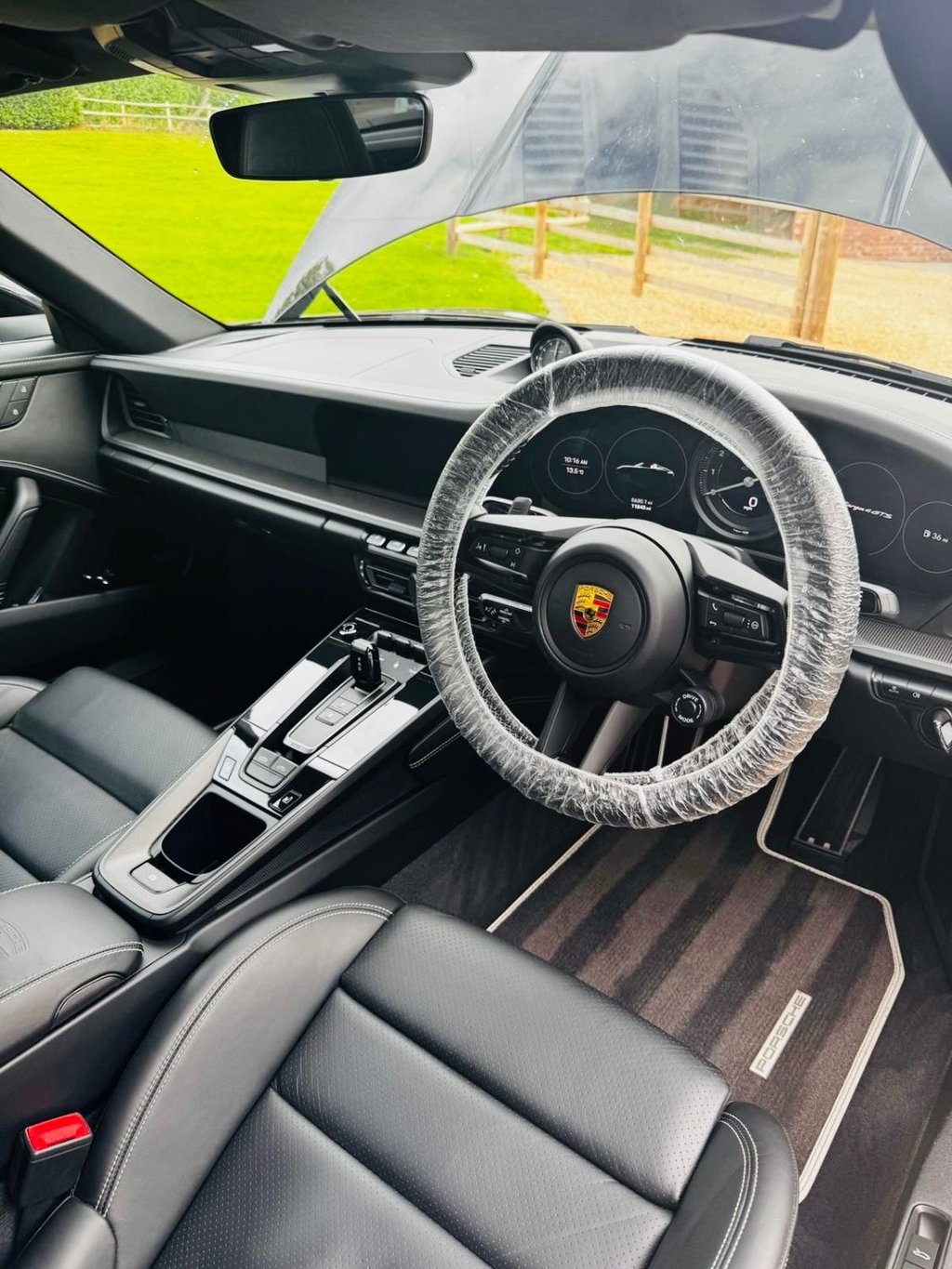 Used Porsche 911 2022 for sale - 76202908: Photo 11