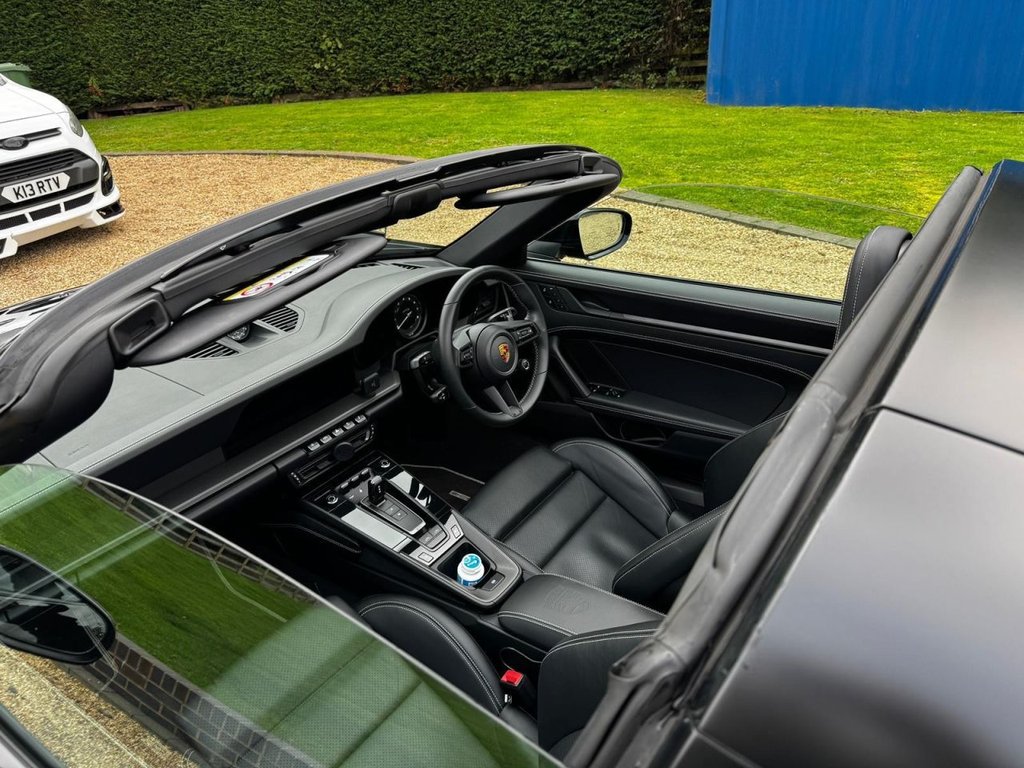 Used Porsche 911 2022 for sale - 76202908: Photo 17