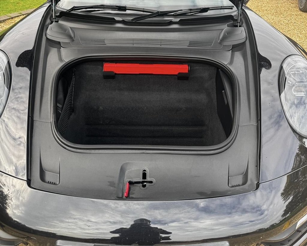 Used Porsche 911 2022 for sale - 76202908: Photo 21