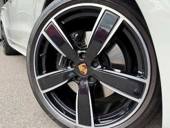 Used Porsche Cayenne 2021 for sale - 75370608: Photo