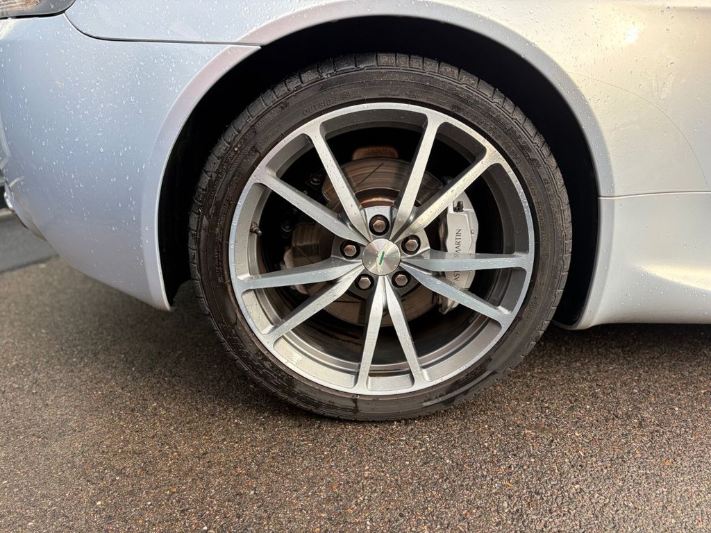 Used Aston Martin Vantage 2010 for sale - 77572001: Photo 28