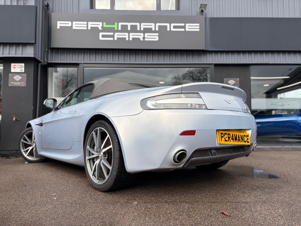 Used Aston Martin Vantage 2010 for sale - 77572001: Photo 37