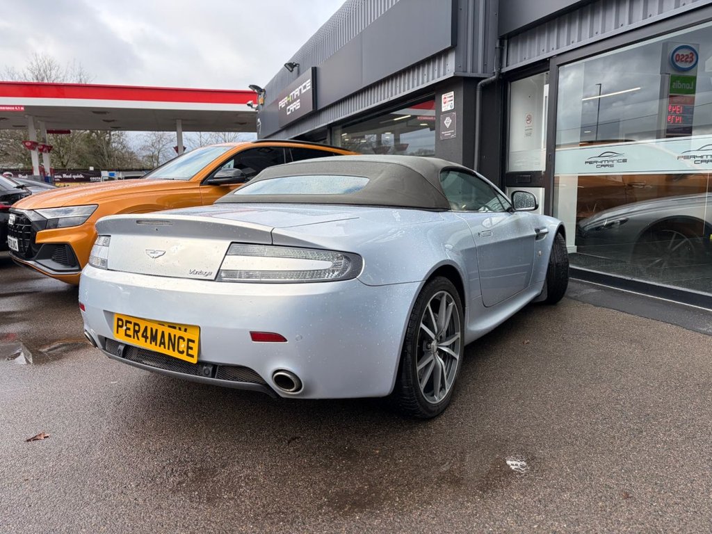 Used Aston Martin Vantage 2010 for sale - 77572001: Photo 38