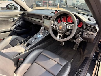 Used Porsche 911 2017 for sale - 77971624: Photo