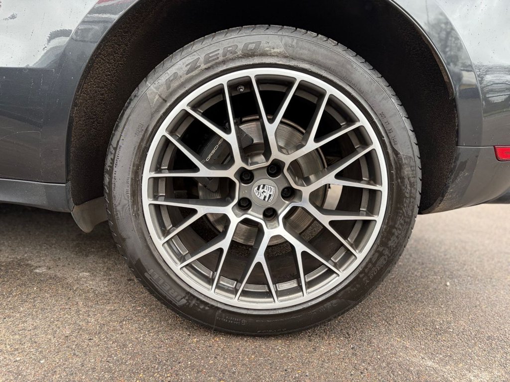Used Porsche Macan 2018 for sale - 77534773: Photo 35