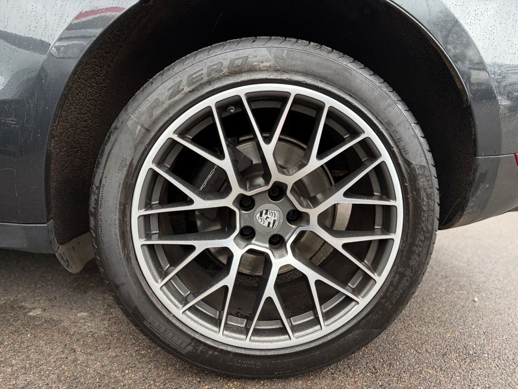 Used Porsche Macan 2018 for sale - 77534773: Photo 38