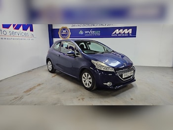 Used Peugeot 208 2012 for sale - 79056022: Photo