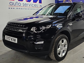 Used Land Rover Discovery Sport 2017 for sale - 77489814: Photo