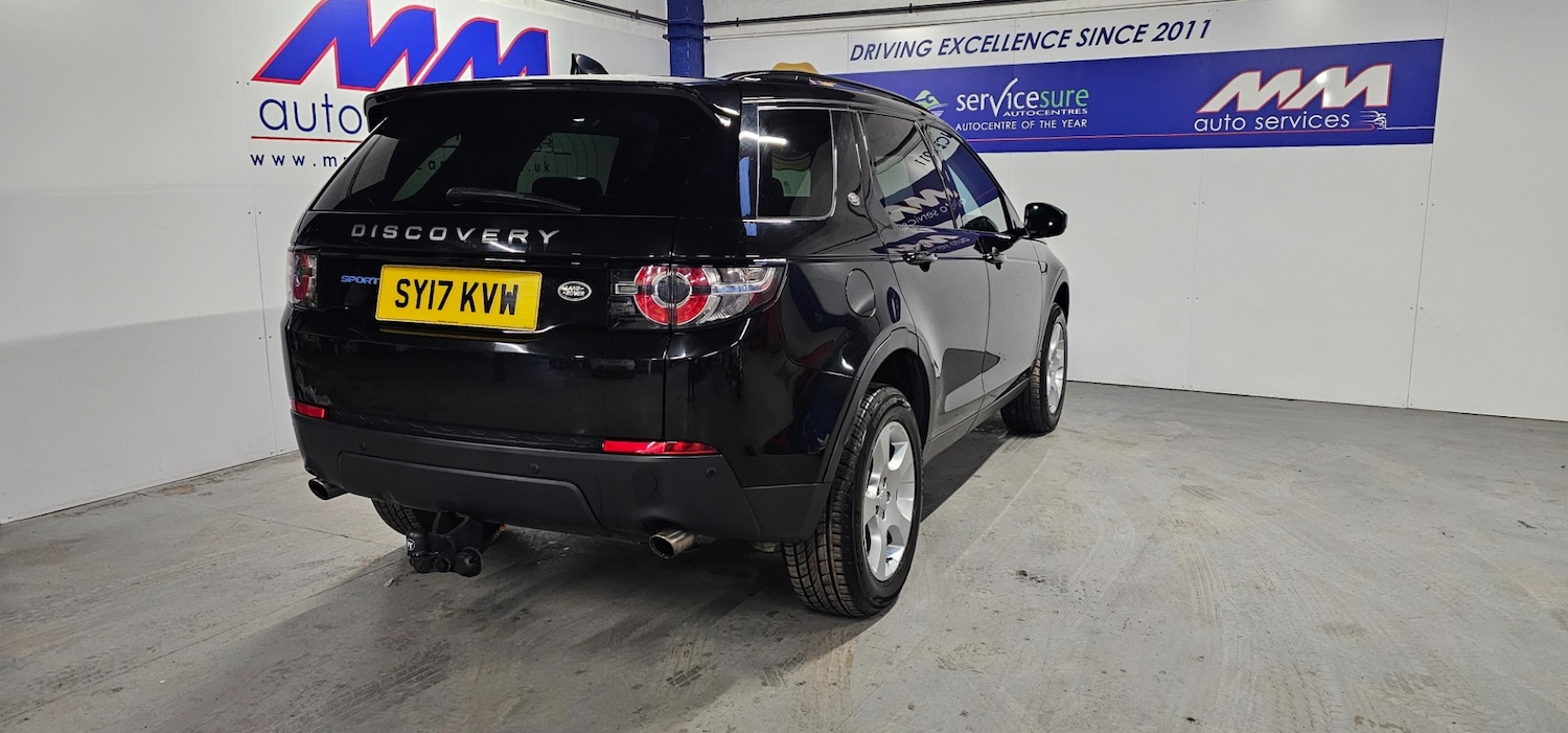 Used Land Rover Discovery Sport 2017 for sale - 77489814: Photo 5
